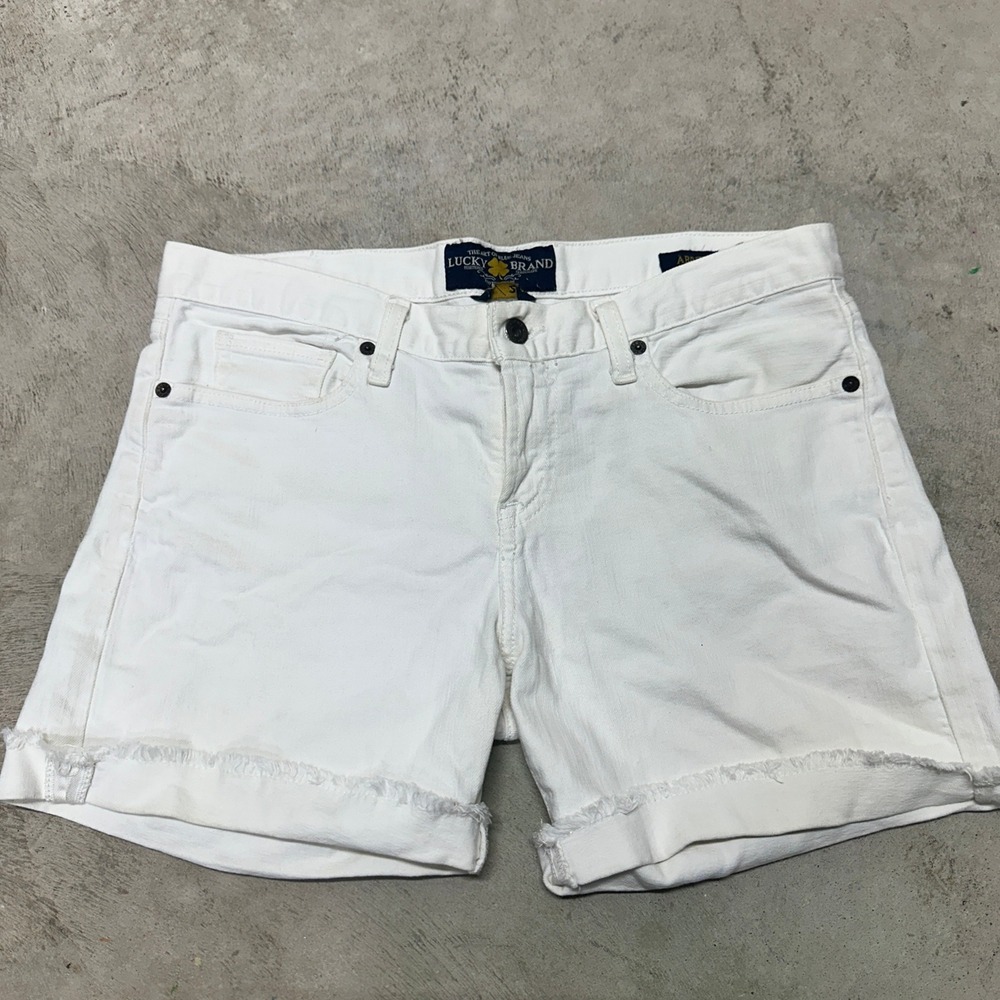 Lucky Brand Abbey Short Womens White Denim Frayed Hem Size 6/28‎